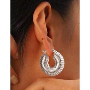 ROBYN TEXTURED CHUNKY 18K
RIBBED AMOUR TUBES